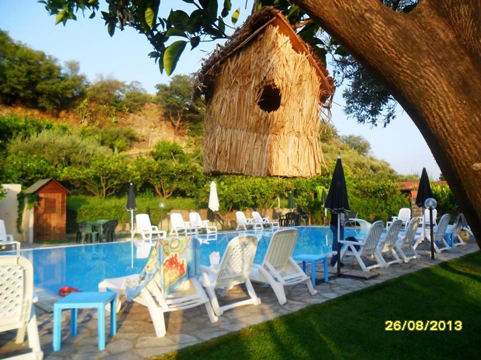 Agriturismo Valle Alcantara Villa Motta Camastra ภายนอก รูปภาพ