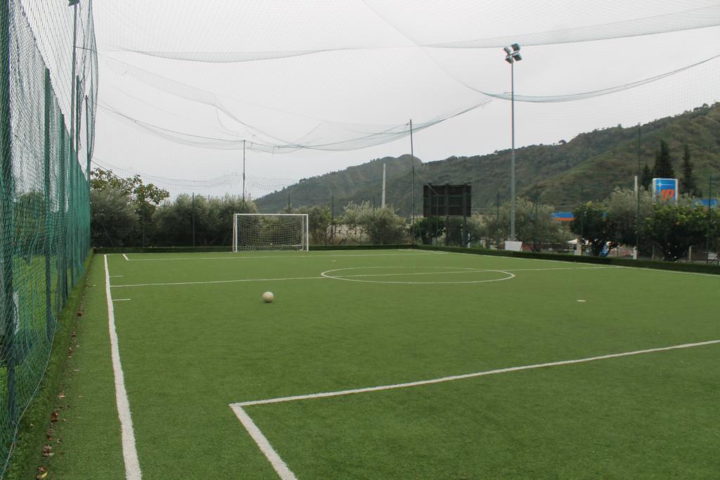 Agriturismo Valle Alcantara Villa Motta Camastra ภายนอก รูปภาพ