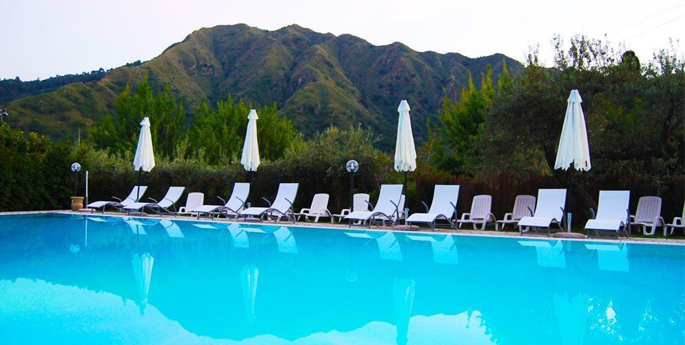 Agriturismo Valle Alcantara Villa Motta Camastra ภายนอก รูปภาพ
